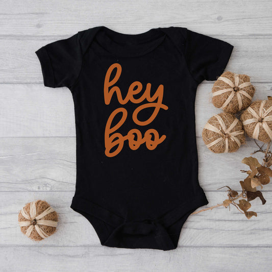 Hey Boo Cursive | Baby Graphic Short Sleeve Onesie