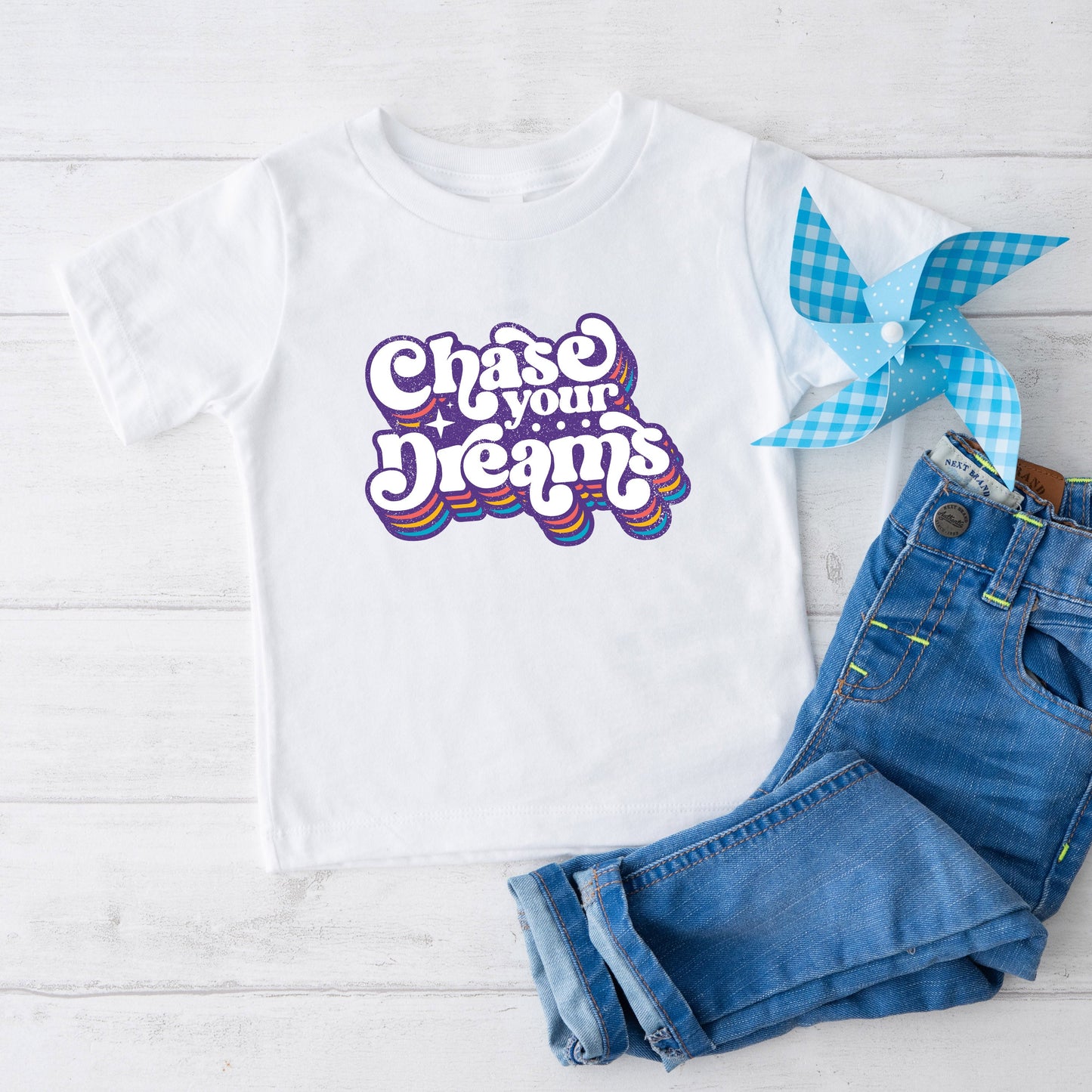 Chase Your Dreams Retro | Youth Graphic Short Sleeve Tee