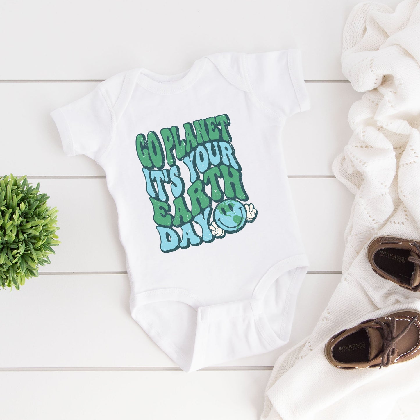Go Planet | Baby Graphic Short Sleeve Onesie