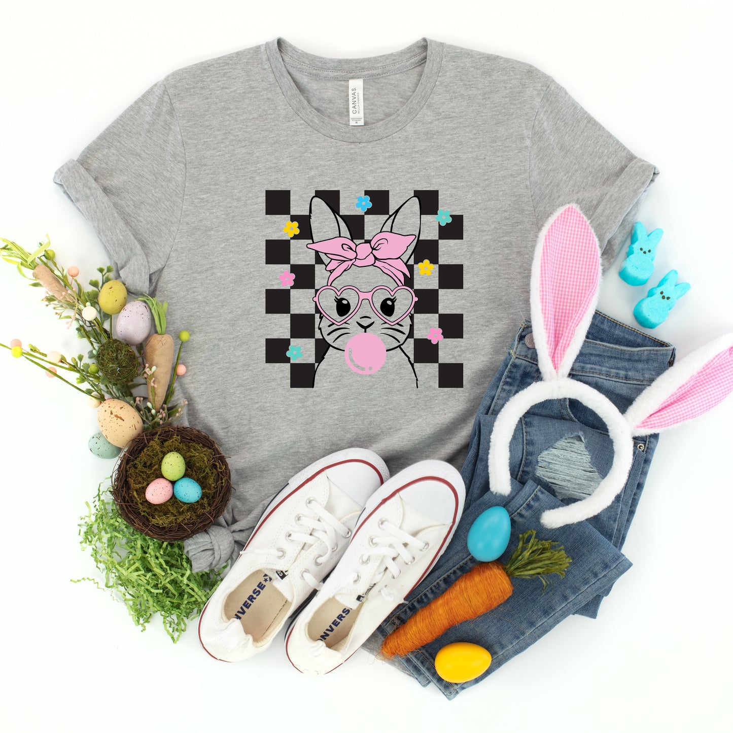 Checkered Groovy Bunny | Youth Short Sleeve Crew Neck