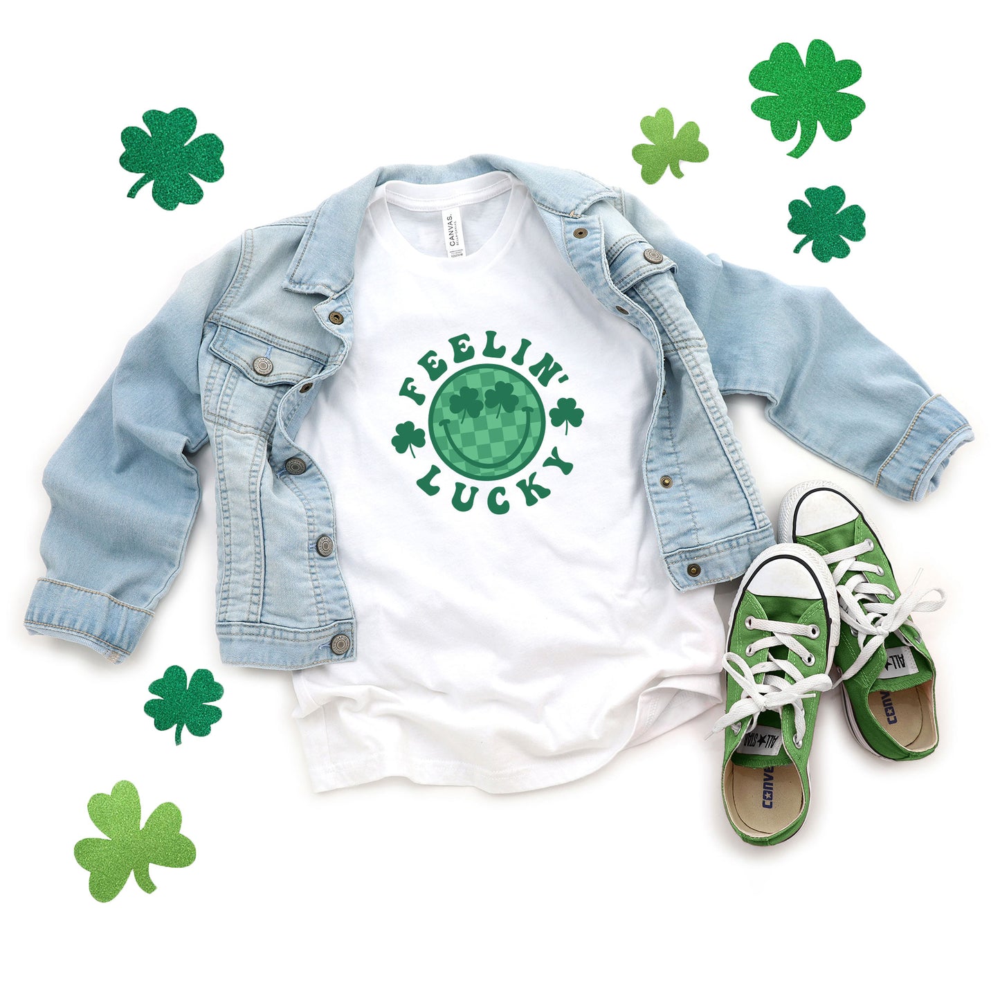 Feelin Lucky Checkered Smiley Face | Youth Short Sleeve Crew Neck