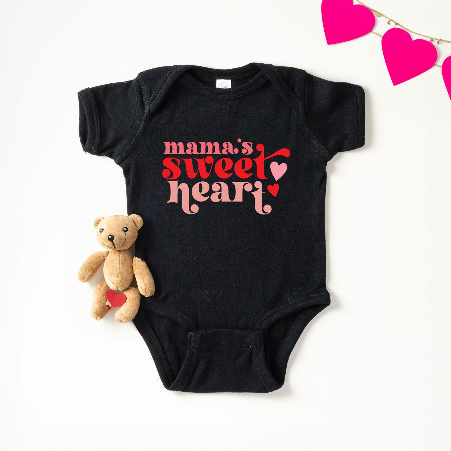 Mama's Sweet Heart | Baby Graphic Short Sleeve Onesie