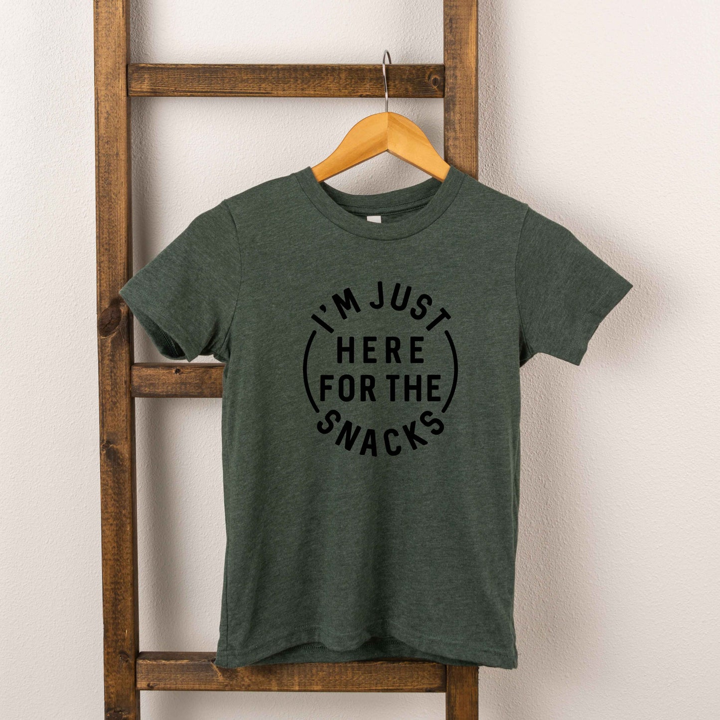 Here For The Snacks Circle | Youth Short Sleeve Crew Neck